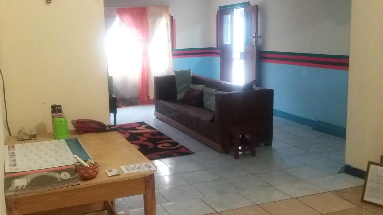 Kumunzi Backpackers Hostel Lusaka Exterior photo