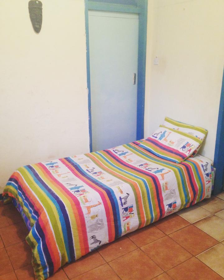 Kumunzi Backpackers Hostel Lusaka Exterior photo